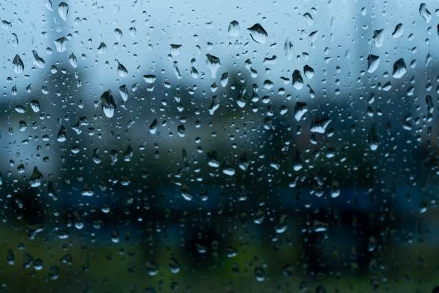 雨の日はクレームやトラブルが増加 雨の日に軽貨物ドライバーが注意すべきこと 京都 大阪 滋賀 東京 神奈川 千葉 埼玉 山口のフリー ランスドライバー向けカーリース スマート軽バンサポートsks